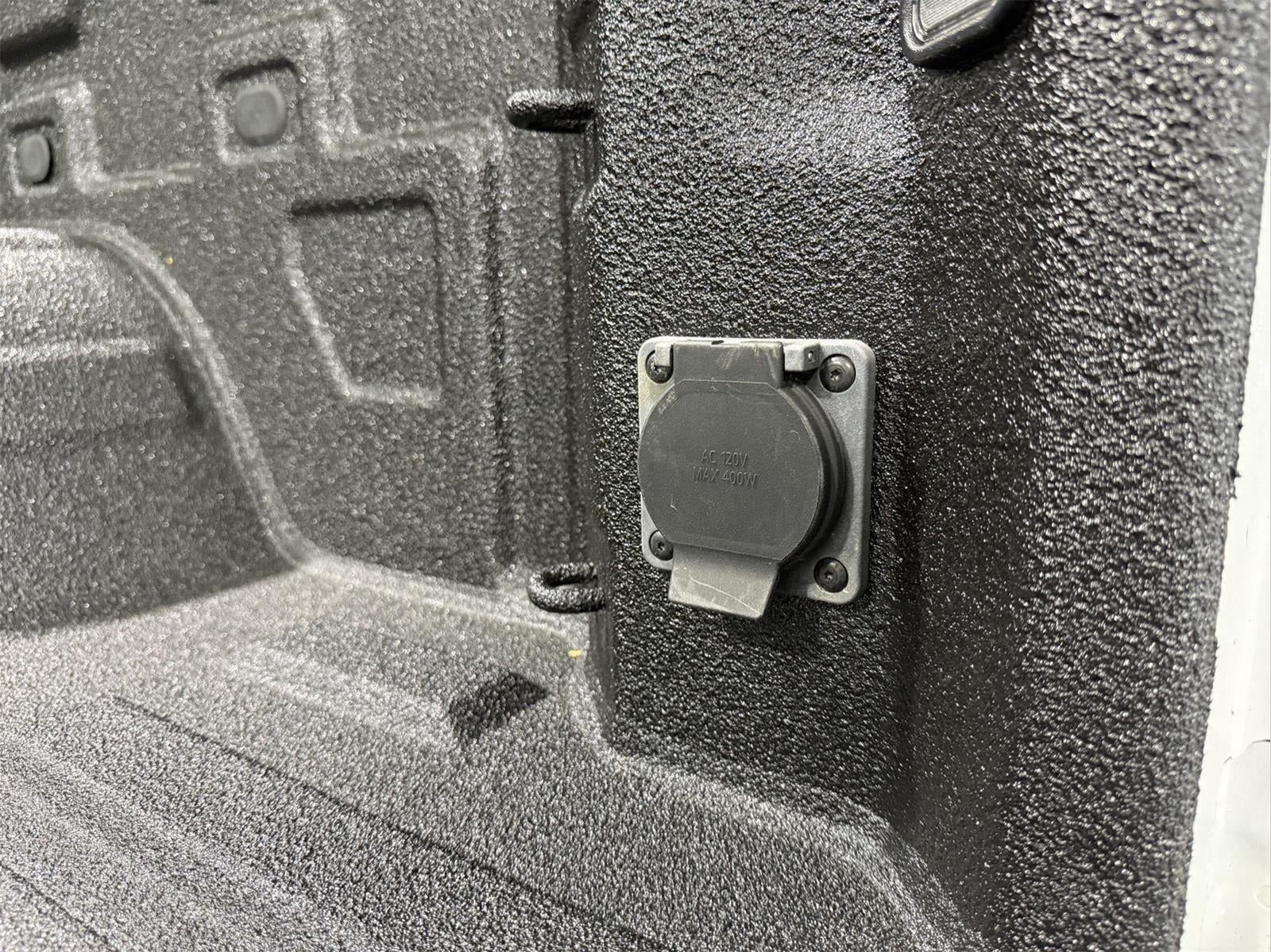 2021 Chevrolet Silverado 1500 4WD Crew Cab Short Bed Custom