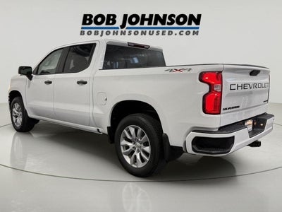 2021 Chevrolet Silverado 1500 4WD Crew Cab Short Bed Custom