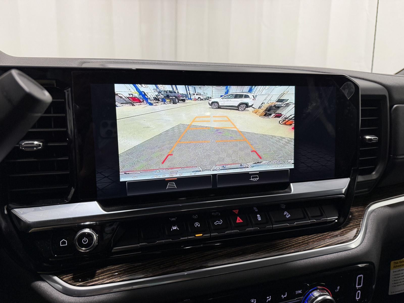 2025 GMC Sierra 1500 4WD Crew Cab Short Box Elevation with 3SB