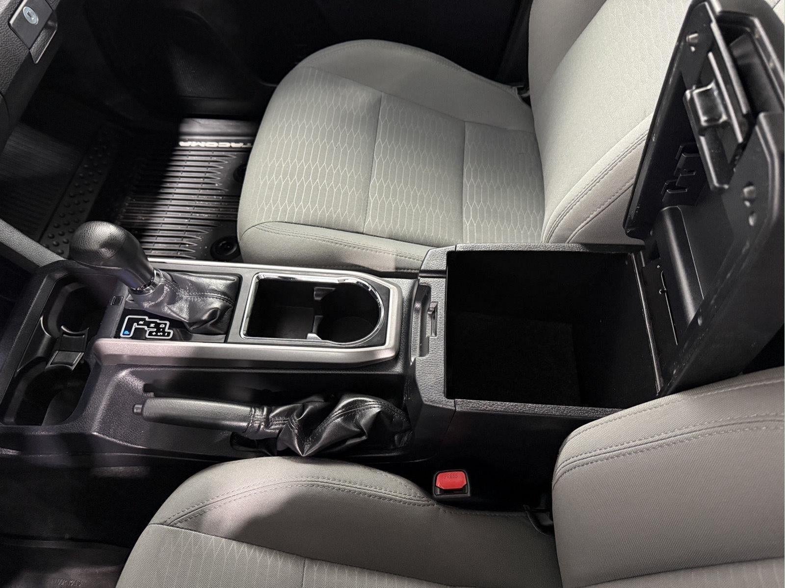 2018 Toyota Tacoma SR5 V6