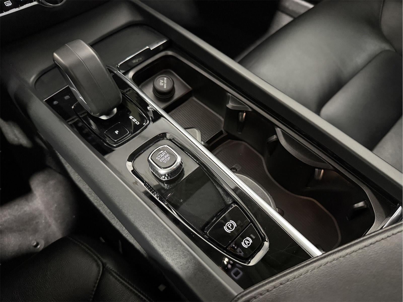 2025 Volvo S60 B5 Core