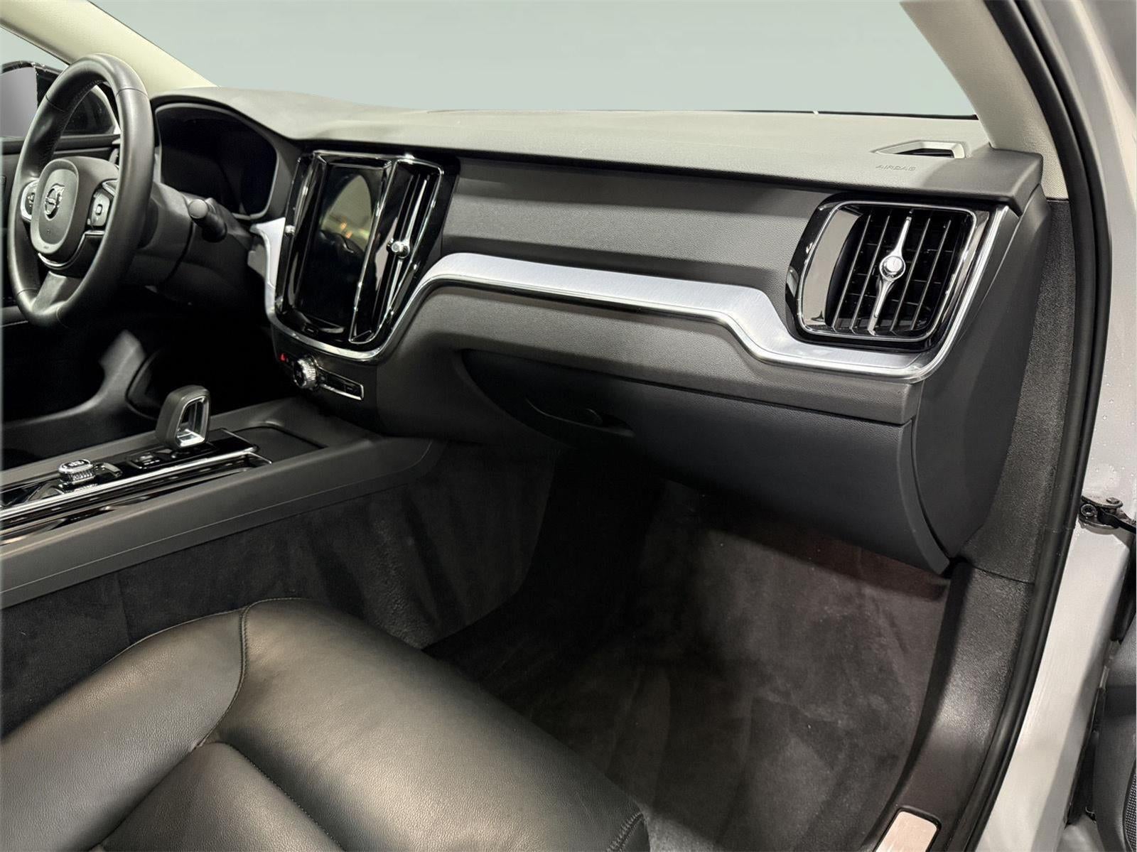 2025 Volvo S60 B5 Core