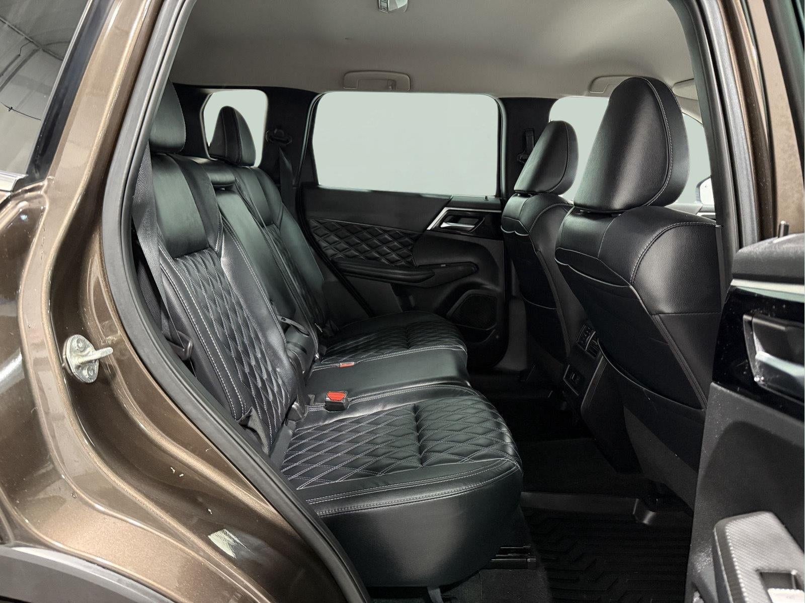 2022 Mitsubishi Outlander SEL Special Edition 2WD