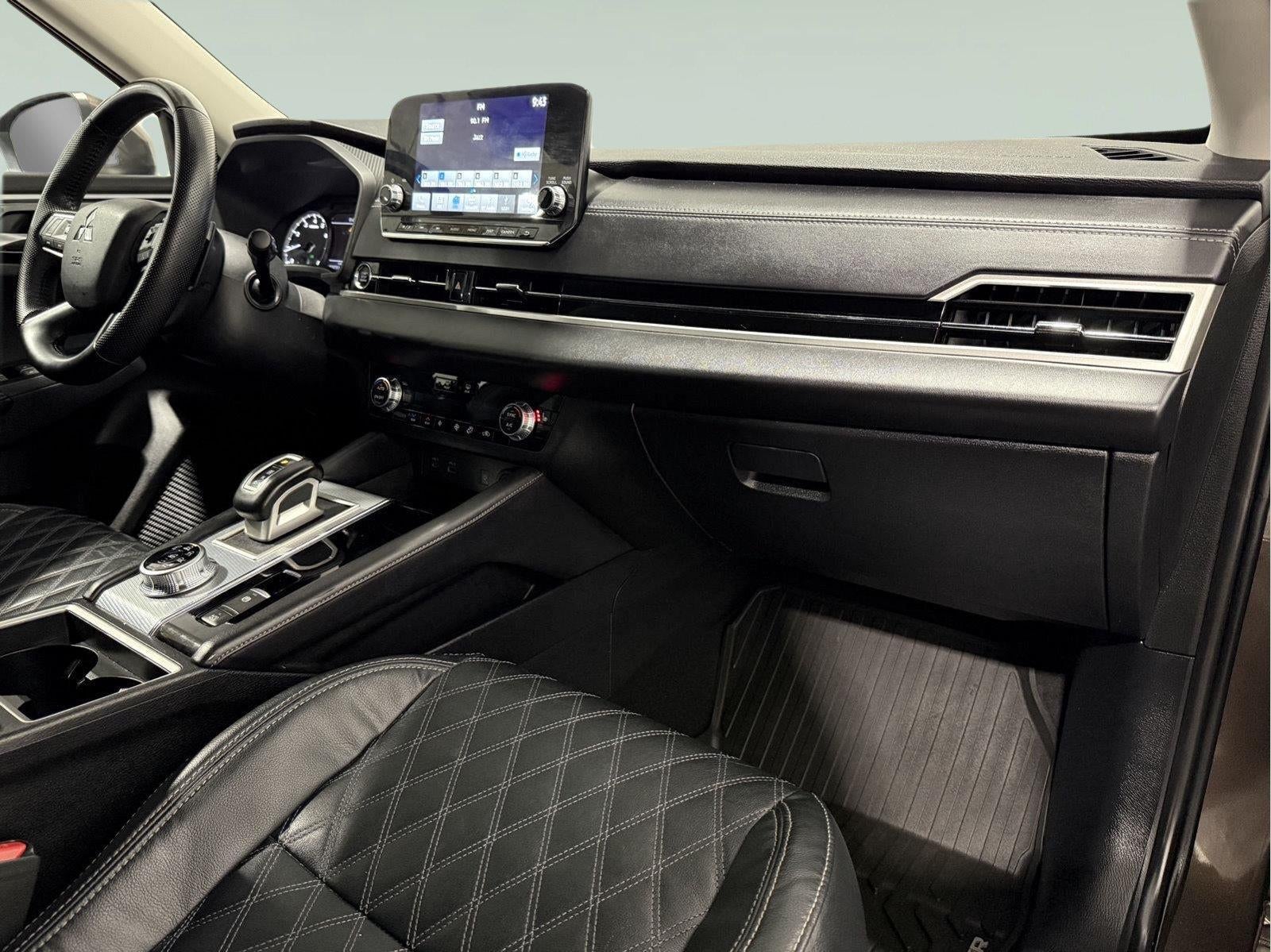 2022 Mitsubishi Outlander SEL Special Edition 2WD