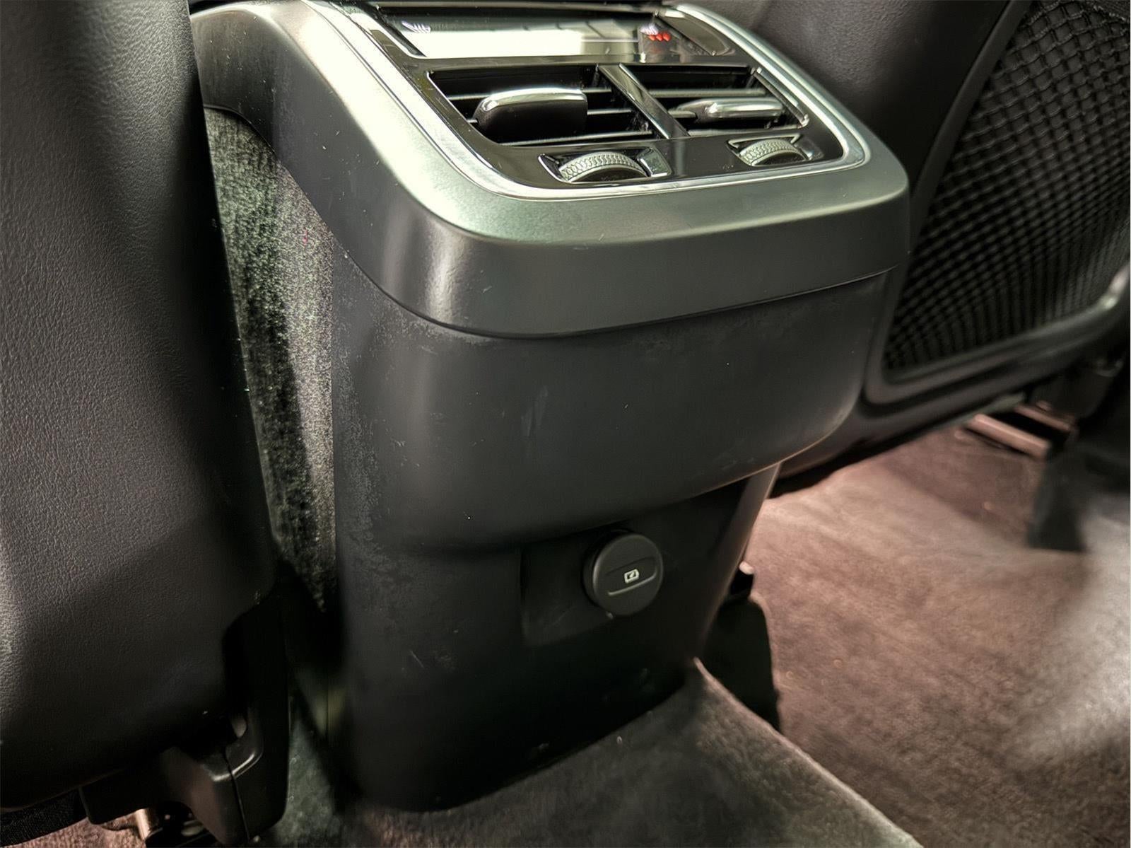 2023 Volvo XC90 B5 Plus