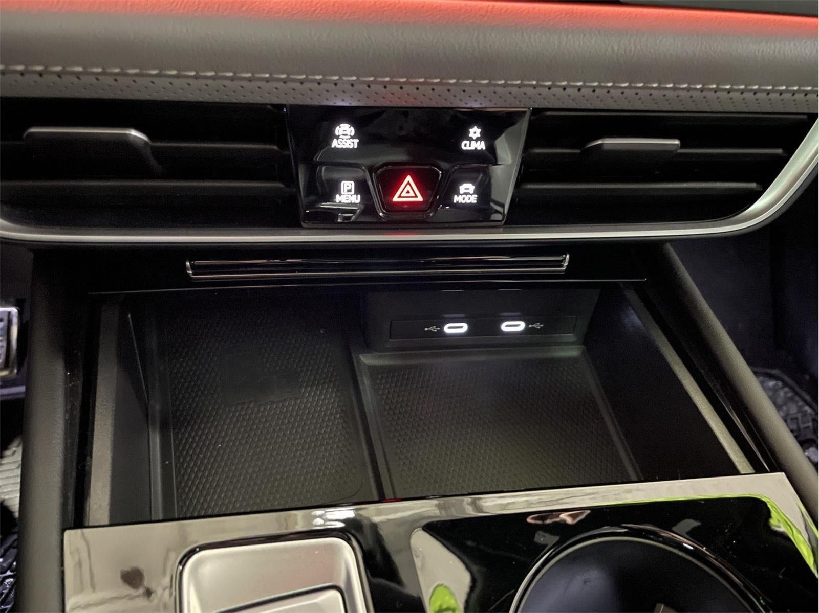 2024 Volkswagen Atlas Cross Sport 2.0T SEL R-Line