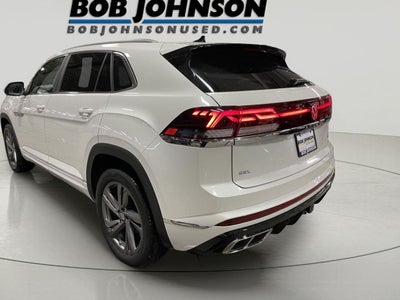 2024 Volkswagen Atlas Cross Sport 2.0T SEL R-Line