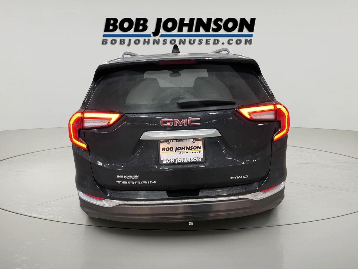 2023 GMC Terrain SLT