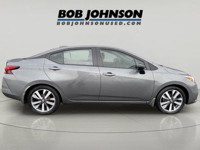 2021 Nissan Versa SR
