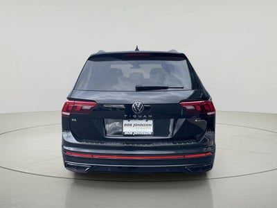 2024 Volkswagen Tiguan SE R-Line Black
