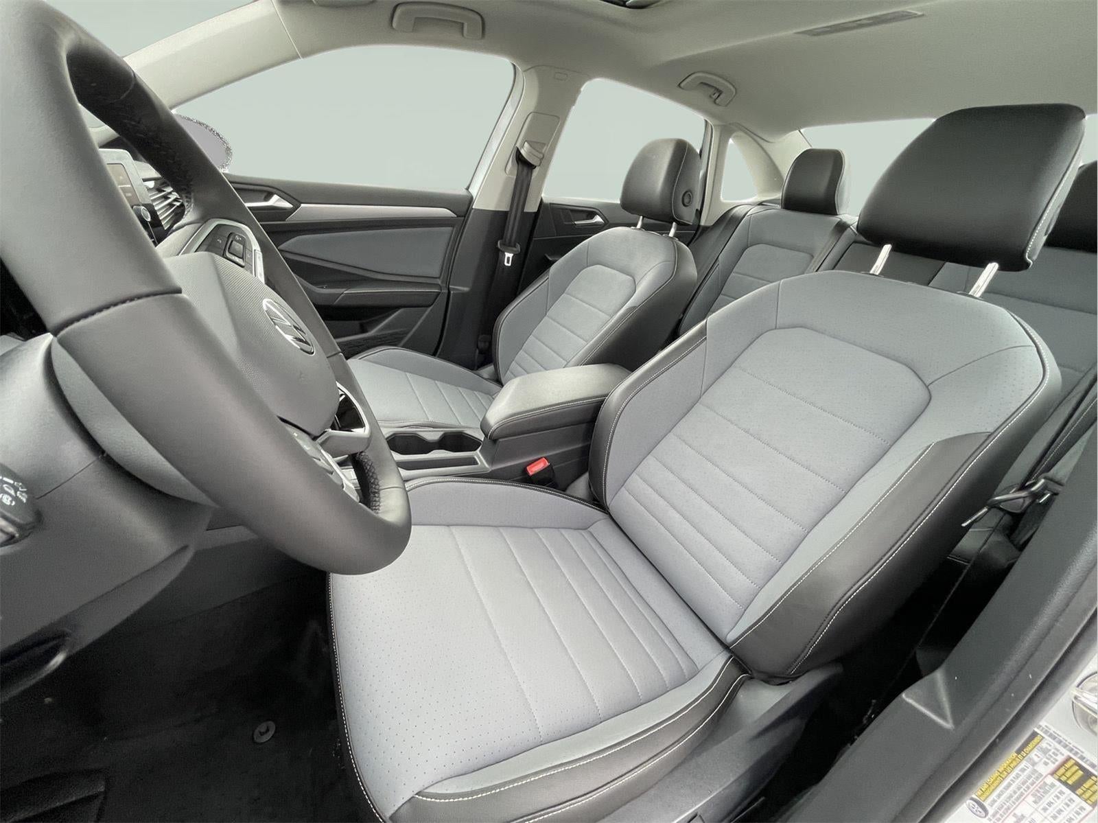 2025 Volkswagen Jetta SE