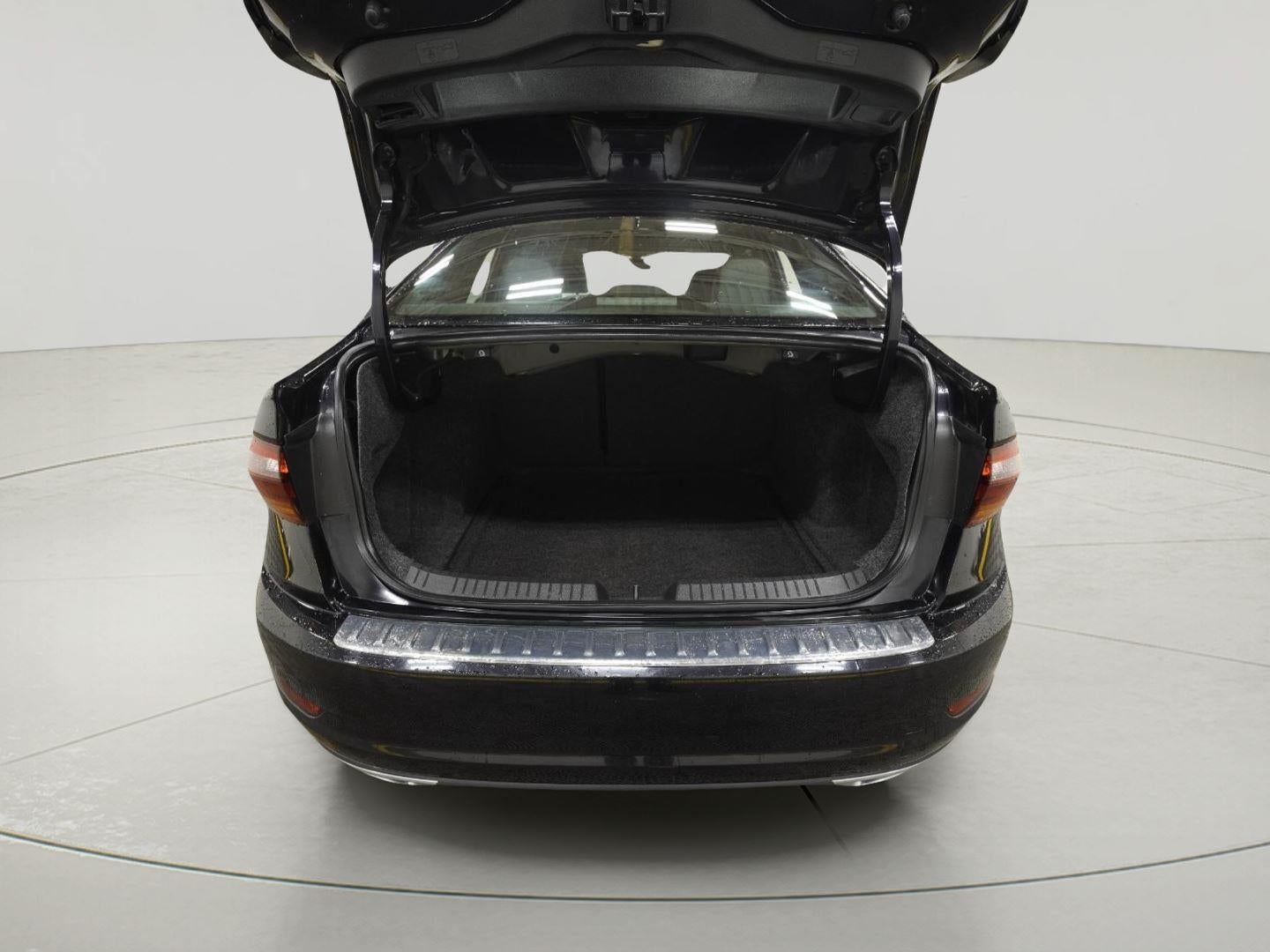 2019 Volkswagen Jetta R-Line