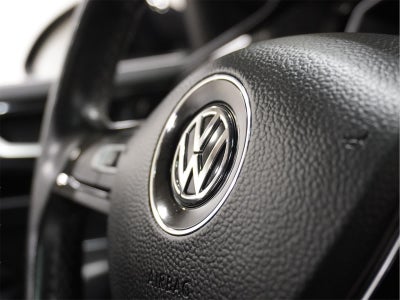 2019 Volkswagen Jetta R-Line