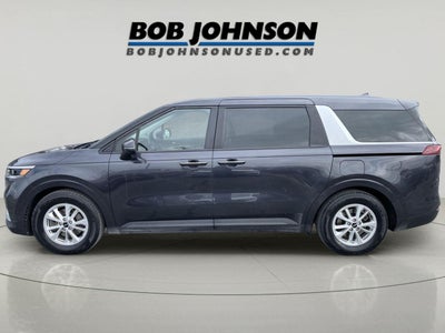 2023 Kia Carnival LX