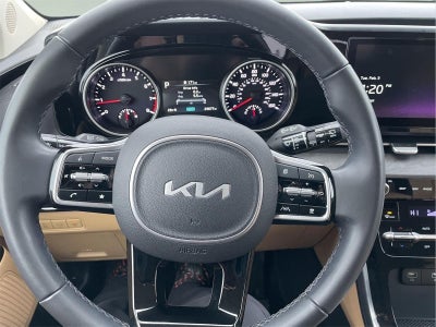 2023 Kia Carnival EX